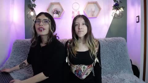 Snapshot of briarandblair chatting on 12-03-24, 02:16 briarandblair online show from 12-03-24, 02:16