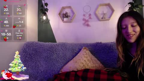 Snapshot of briarandblair chatting on 12-23-24, 02:07 briarandblair online show from 12-23-24, 02:07