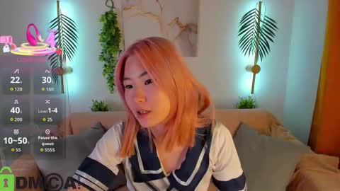 Snapshot of bridgetbottrel chatting on 10-17-25, 08:28 Bridget online show from 10-17-25, 08:28