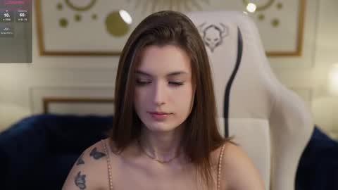 Snapshot of bright_diamonds_054 chatting on 03-01-25, 11:39 Diamonds Girls online show from 03-01-25, 11:39