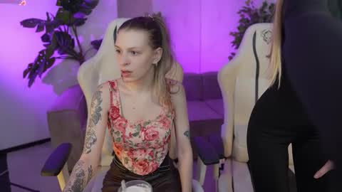 Snapshot of bright_diamonds_054 chatting on 03-03-25, 08:27 Diamonds Girls online show from 03-03-25, 08:27