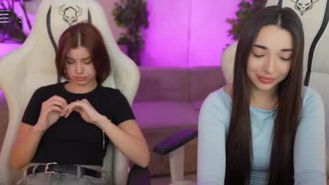 Snapshot of bright_diamonds_054 chatting on 03-06-25, 08:16 Diamonds Girls online show from 03-06-25, 08:16