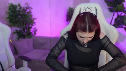 Snapshot of bright_diamonds_054 chatting on 03-12-25, 07:28 Diamonds Girls online show from 03-12-25, 07:28