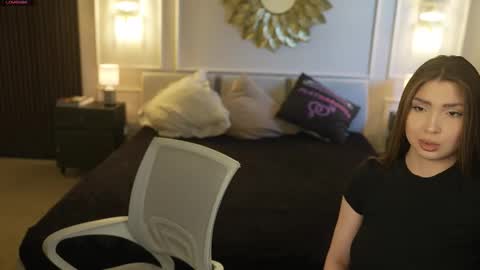 Diamonds Girls online show from 03-11-26, 08:31