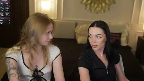 Diamonds Girls online show from 06-19-26, 09:24