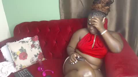 Snapshot of brightebony chatting on 12-17-24, 03:28 Bright online show from 12-17-24, 03:28