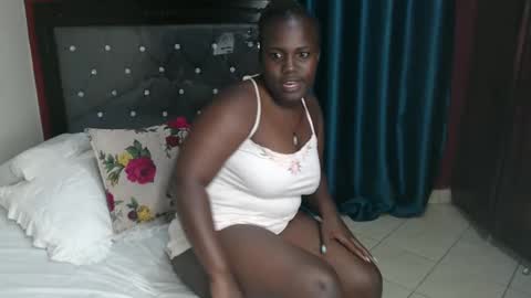 Snapshot of brightebony chatting on 12-28-24, 12:26 Bright online show from 12-28-24, 12:26
