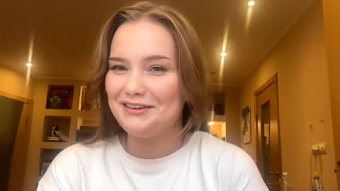 Snapshot of brigidbilton chatting on 10-09-25, 11:08 Amelia online show from 10-09-25, 11:08