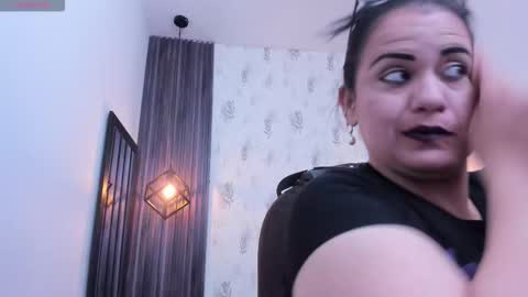 BRIGITTE online show from 12-17-25, 04:24