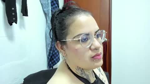 Snapshot of brigittemiller chatting on 07-19-26, 06:44 BRIGITTE online show from 07-19-26, 06:44
