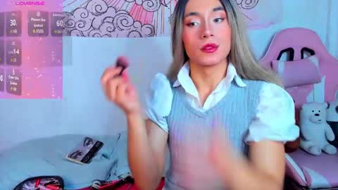 Snapshot of brihanna_cooper chatting on 05-23-26, 03:05 bri online show from 05-23-26, 03:05