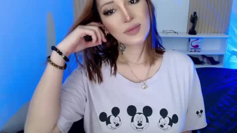 Snapshot of brinnababe_01 chatting on 03-04-25, 02:27 brinna online show from 03-04-25, 02:27