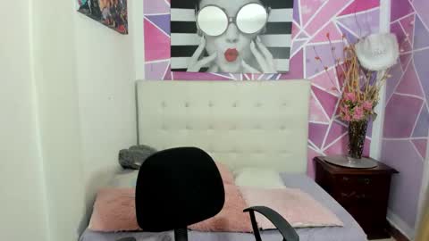 Brisa online show from 02-17-25, 02:37