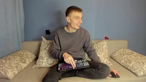 Snapshot of bristlebback chatting on 09-21-25, 03:24 bristlebback online show from 09-21-25, 03:24