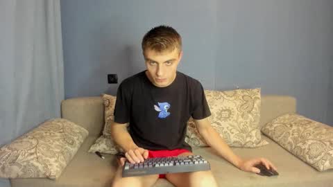 Snapshot of bristlebback chatting on 10-06-25, 03:31 bristlebback online show from 10-06-25, 03:31