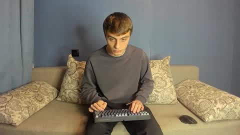 Snapshot of bristlebback chatting on 11-21-25, 10:08 bristlebback online show from 11-21-25, 10:08