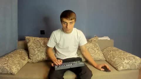 Snapshot of bristlebback chatting on 12-04-25, 05:32 bristlebback online show from 12-04-25, 05:32