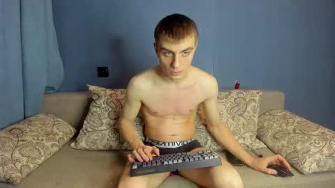 Snapshot of bristlebback chatting on 12-22-25, 04:15 bristlebback online show from 12-22-25, 04:15