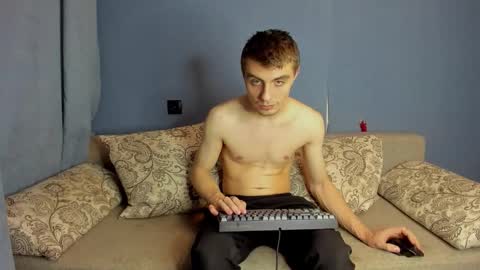 Snapshot of bristlebback chatting on 01-17-26, 05:38 bristlebback online show from 01-17-26, 05:38