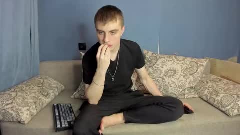 bristlebback online show from 03-25-26, 05:52