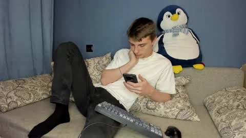 bristlebback online show from 05-03-26, 04:24