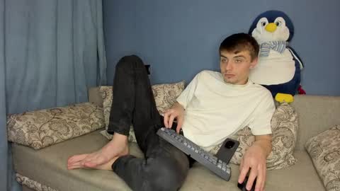 bristlebback online show from 05-07-26, 04:01