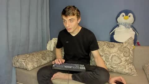 bristlebback online show from 05-13-26, 04:48