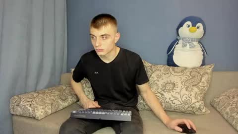 bristlebback online show from 05-18-26, 04:13