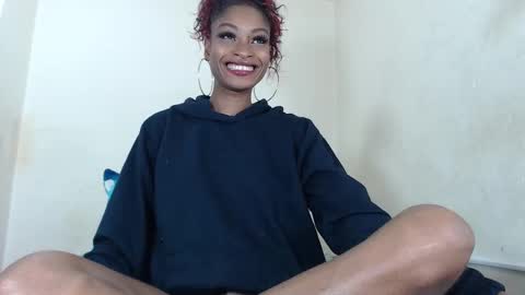 Snapshot of britanylee_01 chatting on 02-16-26, 04:19 britanylee 01 online show from 02-16-26, 04:19
