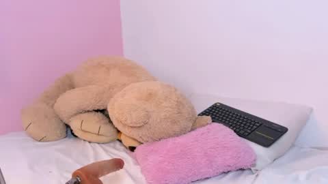 britanylin__ online show from 11-09-25, 06:44