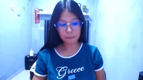 britanyx1 online show from 06-10-26, 02:49