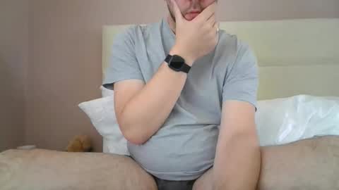 britguy6985 online show from 05-06-26, 11:26