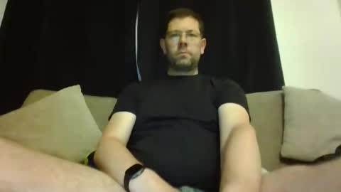 britguy6985 online show from 05-16-26, 07:01
