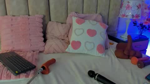 Snapshot of brithanyparker_ chatting on 03-27-26, 06:41 brithanyparker_ online show from 03-27-26, 06:41