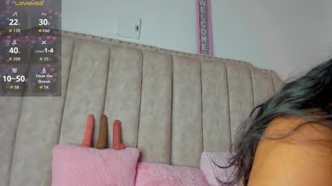 Snapshot of brithanyparker_ chatting on 05-26-26, 05:14 brithanyparker_ online show from 05-26-26, 05:14