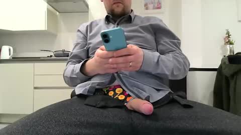 Britishman1989 online show from 03-17-26, 10:13