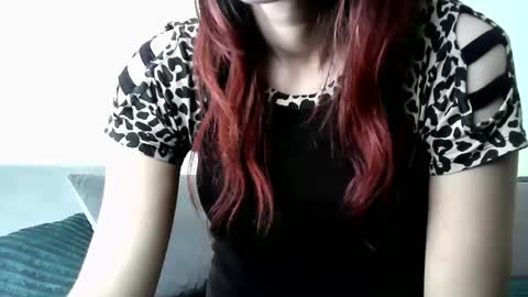 Snapshot of britneyamy chatting on 03-04-26, 11:05 Britney online show from 03-04-26, 11:05