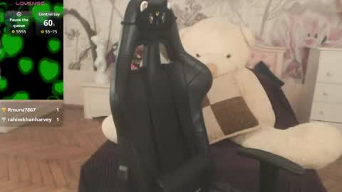 britneybarker online show from 05-03-26, 08:59