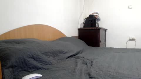 Britney online show from 02-15-26, 11:41