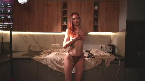 my name is Britney Im 18 years old I love to draw and want to learn to dance online show from 03-30-26, 12:55