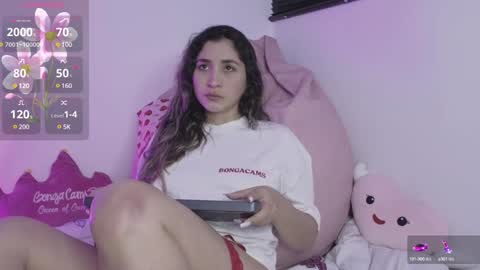 Snapshot of britt_grey chatting on 02-03-25, 10:11 britt grey online show from 02-03-25, 10:11