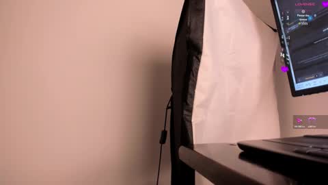   online show from 12-02-25, 11:15