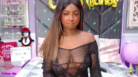 Snapshot of brittanyjhonnns chatting on 12-23-24, 02:24 brittany 25 years old happy as a worm online show from 12-23-24, 02:24