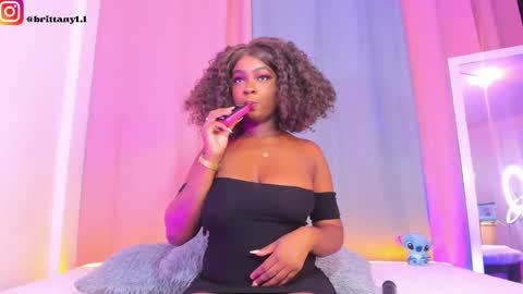 Snapshot of brittanyjhonnns chatting on 09-14-25, 10:36 brittany 25 years old happy as a worm online show from 09-14-25, 10:36