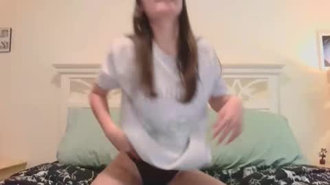 Britt    online show from 05-02-26, 02:55