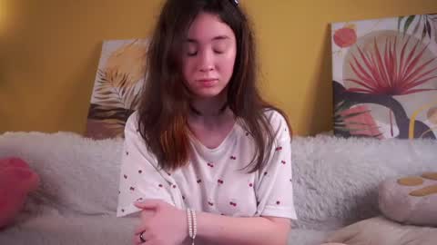 Snapshot of britthe chatting on 05-19-26, 02:01 Lina online show from 05-19-26, 02:01