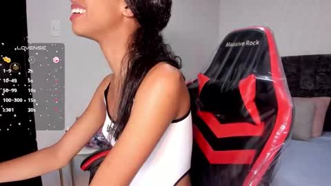 Snapshot of brizza_h033 chatting on 03-06-26, 09:55 BRISA online show from 03-06-26, 09:55