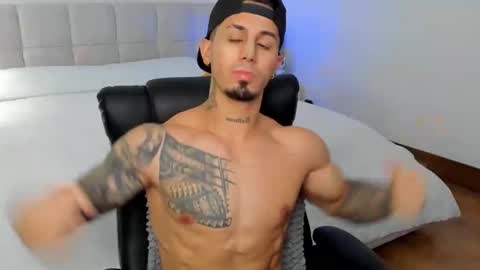 Snapshot of brody_dallas1 chatting on 11-07-25, 09:31 brody_dallas1 online show from 11-07-25, 09:31