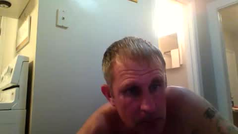 Snapshot of brodyb545755 chatting on 10-16-25, 04:35 brodyb545755 online show from 10-16-25, 04:35