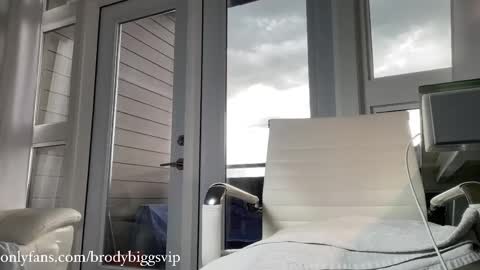 Snapshot of brodybiggs chatting on 05-21-26, 12:28 Brody Biggs online show from 05-21-26, 12:28